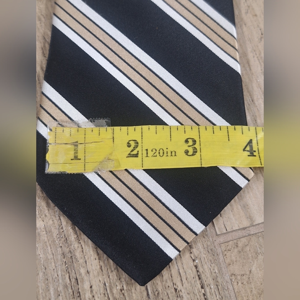 NWT Tommy Hilfiger 100% Silk Black &  Gold Diagnal Striped/solid tie  #1014 - Picture 3 of 5